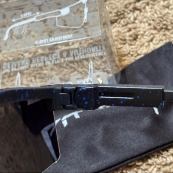 NWT Pit Viper Polarized Sunglasses Blue Lens Black Frame Blue Splatter - Picture 6 of 8